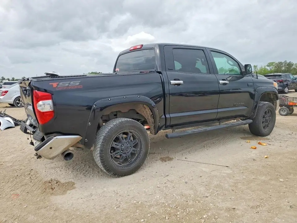 2017 TOYOTA TUNDRA SR5  