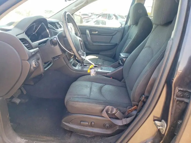 2014 CHEVROLET TRAVERSE LT  