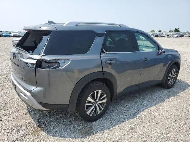 2024 NISSAN PATHFINDER SL  