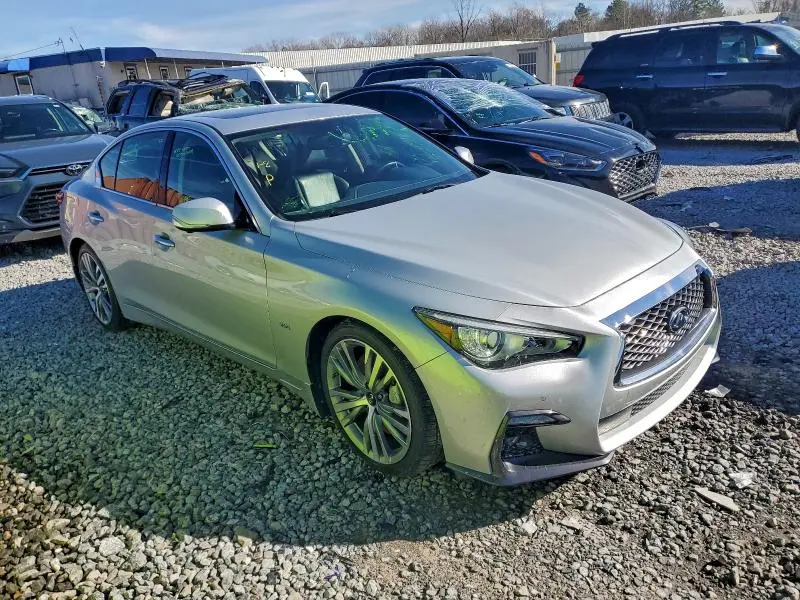 2018 INFINITI Q50 LUXE  