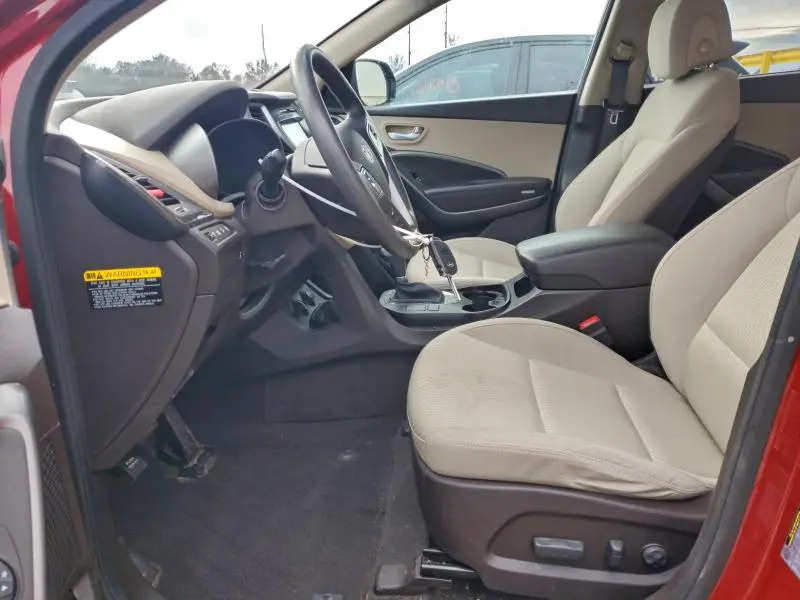 2018 HYUNDAI SANTA FE SE  