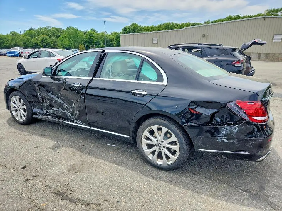 2019 MERCEDES-BENZ E 300 4MATIC  