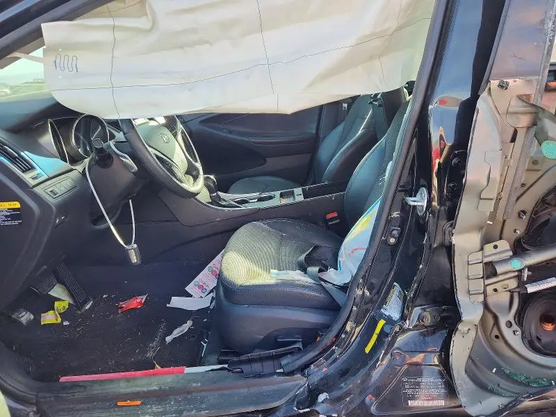 2011 HYUNDAI SONATA SE  