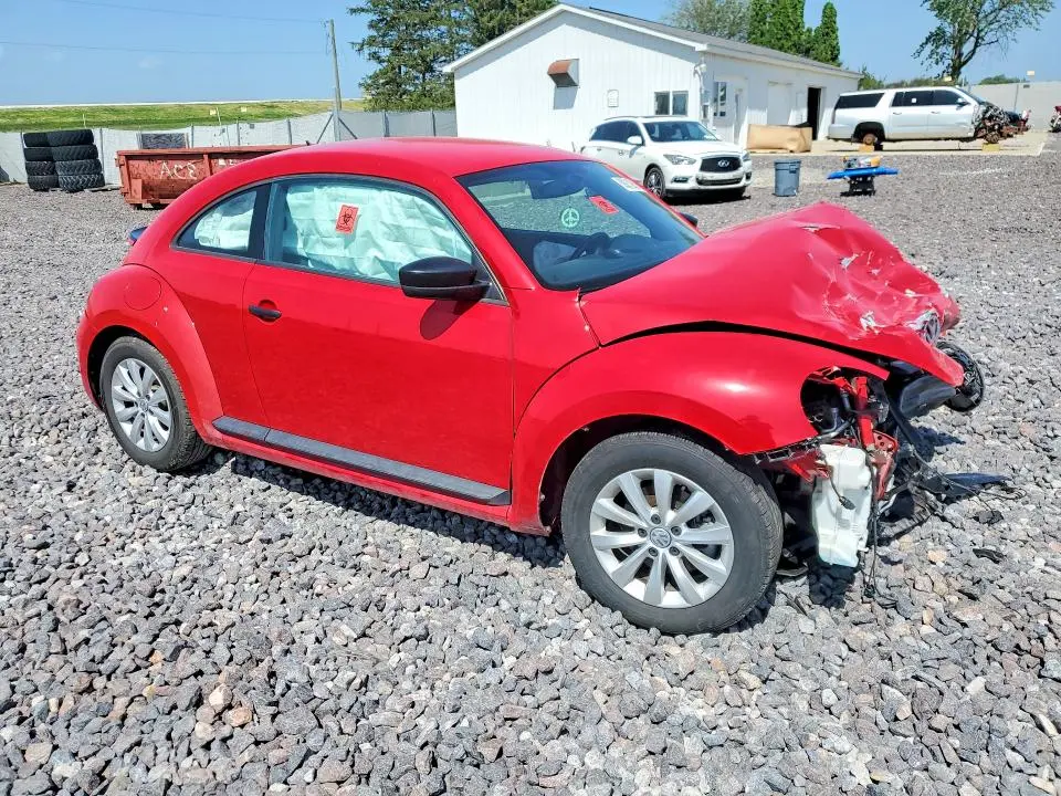 2018 VOLKSWAGEN BEETLE S  