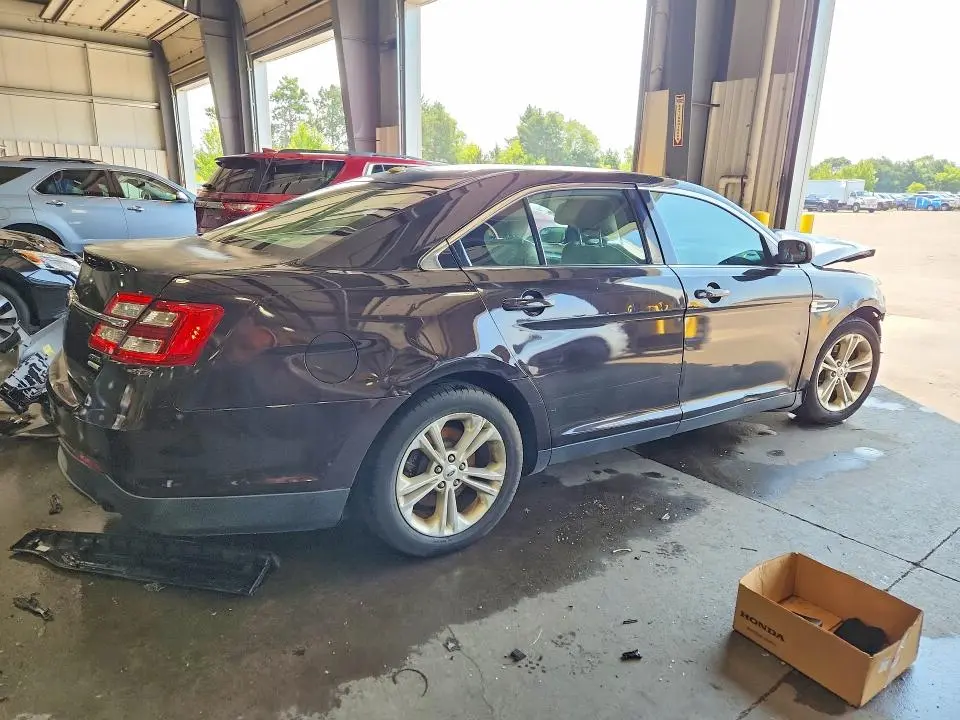 2013 FORD TAURUS SEL  