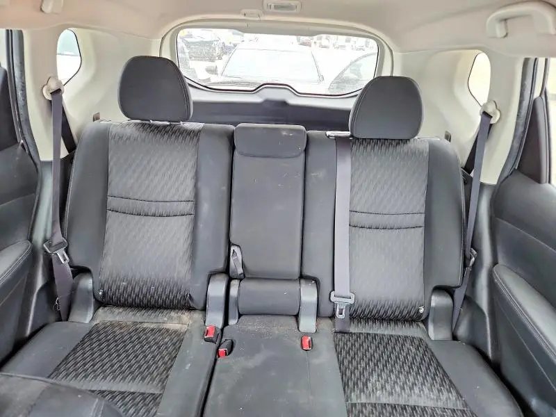 2017 NISSAN ROGUE SV  