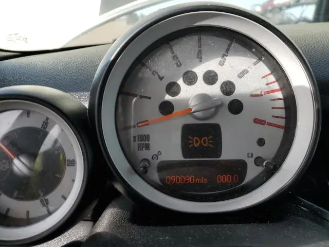 2010 MINI COOPER S  