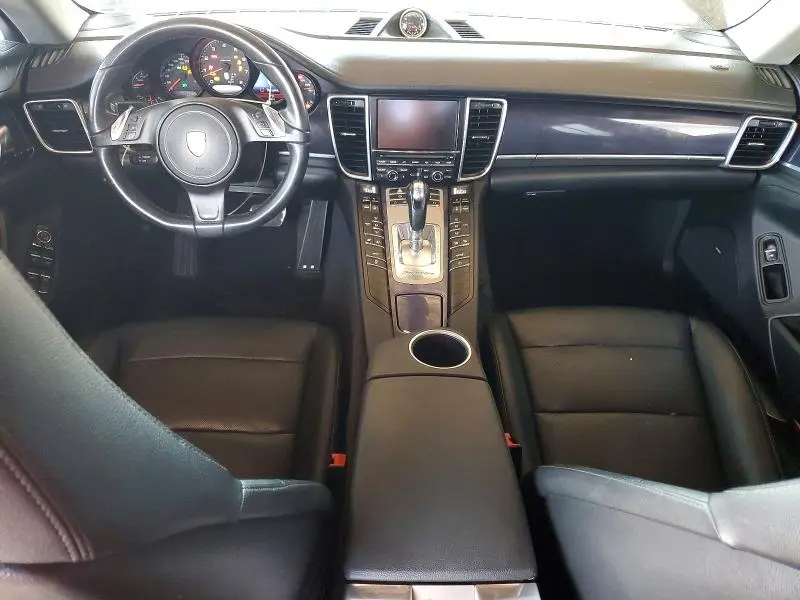 2013 PORSCHE PANAMERA 2  