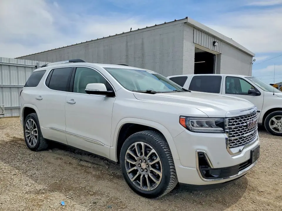 2021 GMC ACADIA DENALI  
