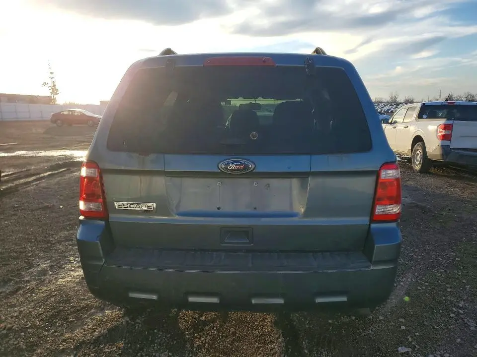 2012 FORD ESCAPE XLT  