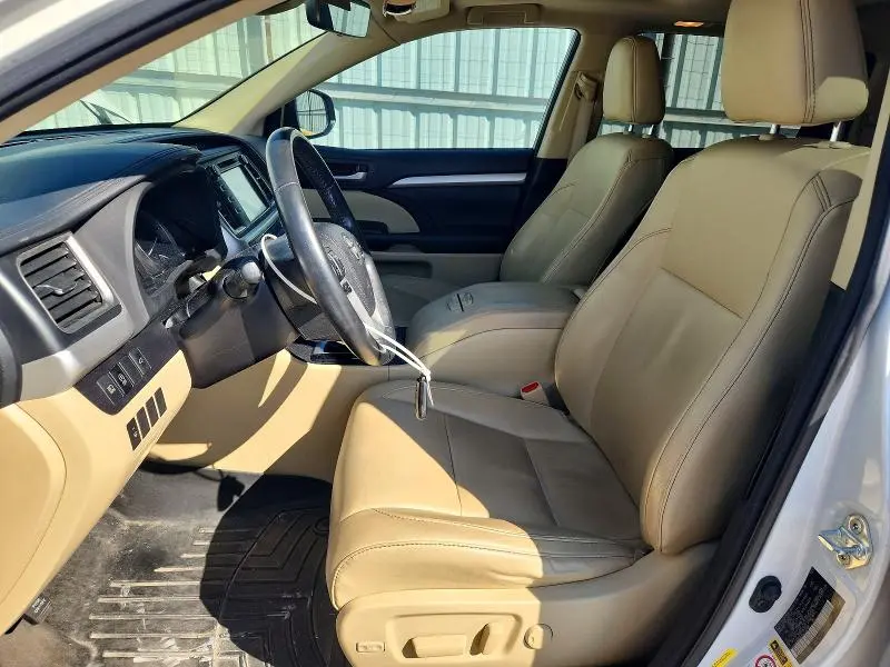 2018 TOYOTA HIGHLANDER XLE  