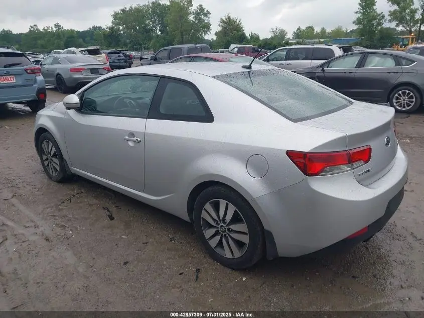 2013 KIA FORTE KOUP EX