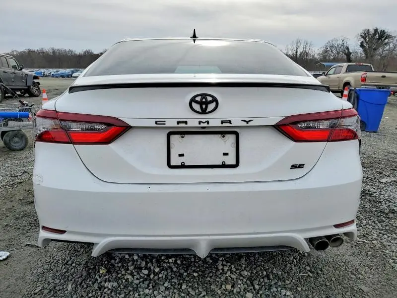 2022 TOYOTA CAMRY   