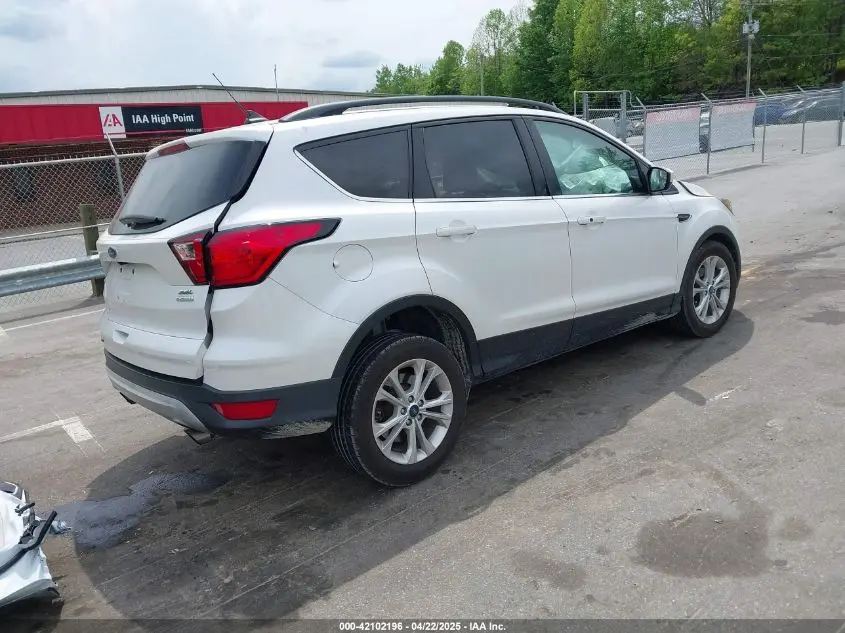 2019 FORD ESCAPE SEL