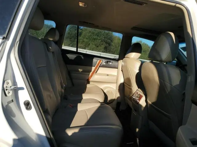 2013 TOYOTA HIGHLANDER LIMITED  