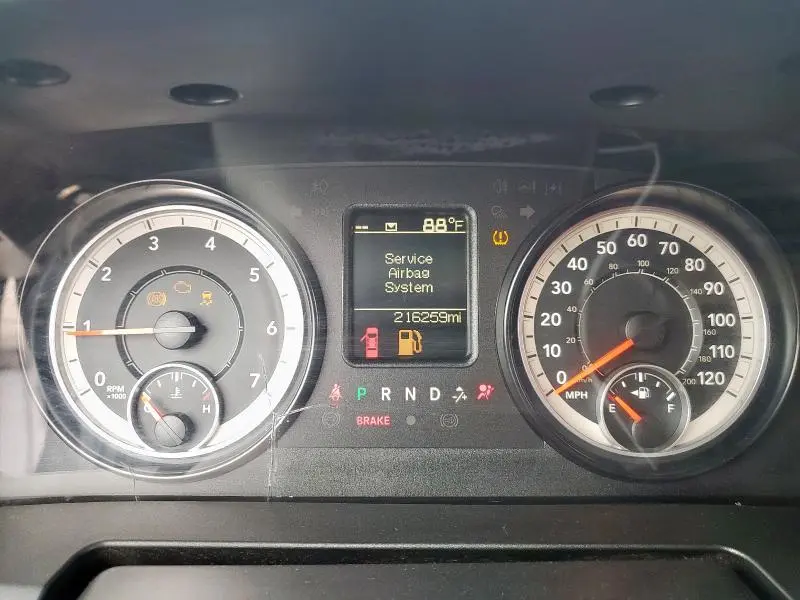2016 RAM 1500 ST  