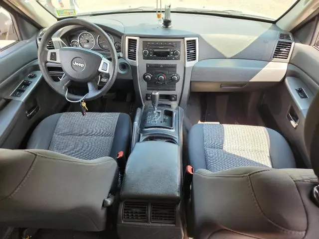 2010 JEEP GRAND CHEROKEE LAREDO  