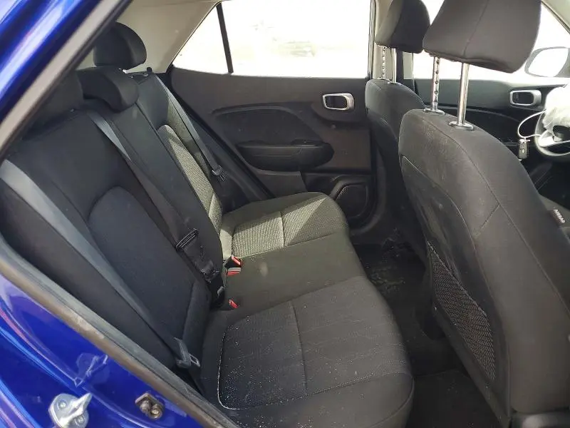 2022 HYUNDAI VENUE SE  