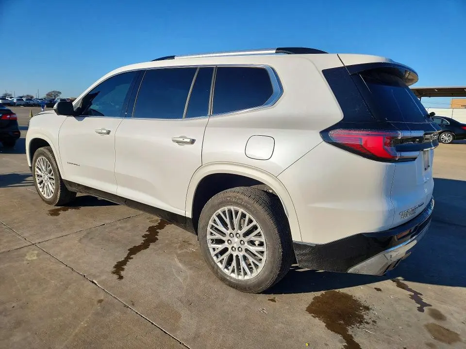 2024 GMC ACADIA DENALI  