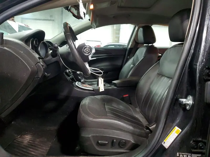 2011 BUICK REGAL CXL  