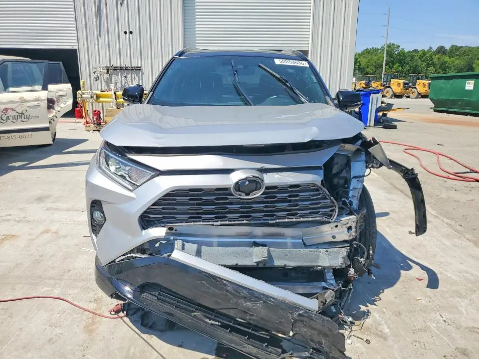 2021 TOYOTA RAV4 XSE  