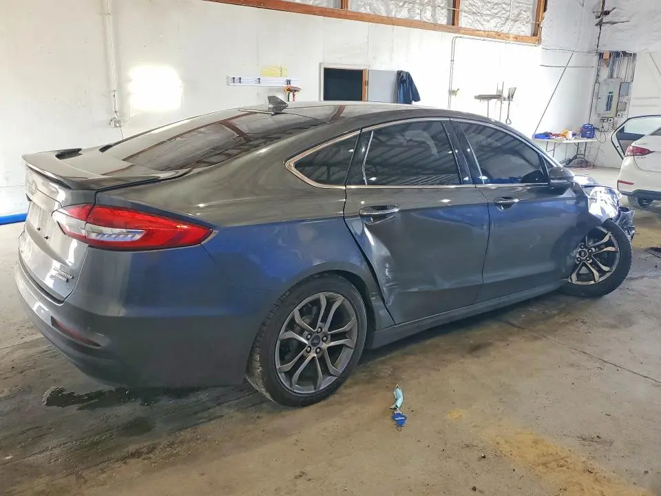 2020 FORD FUSION TITANIUM  