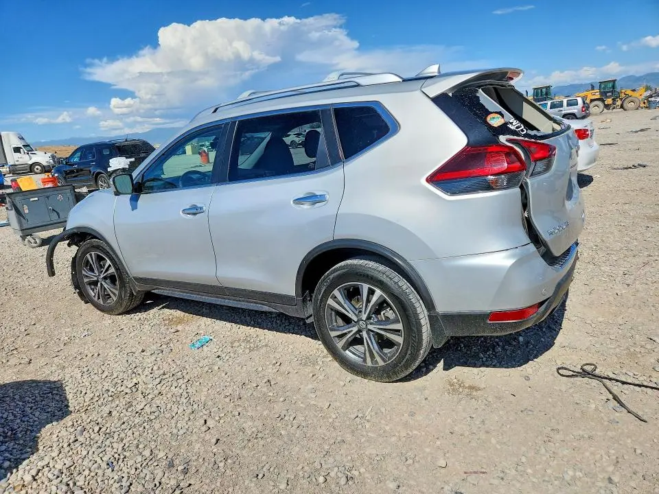2019 NISSAN ROGUE SV  