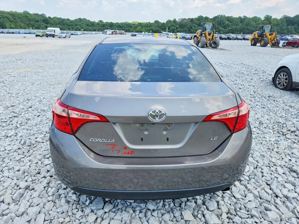 2018 TOYOTA COROLLA LE  