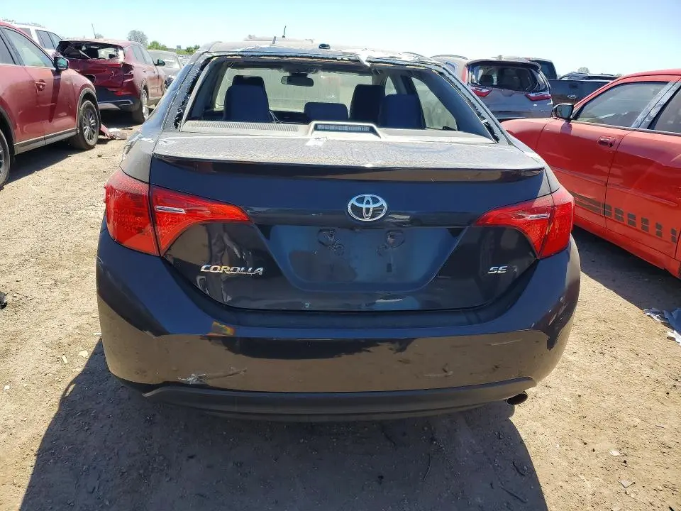 2017 TOYOTA COROLLA SE  