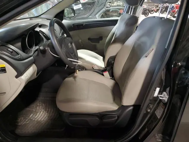 2012 KIA FORTE LX  