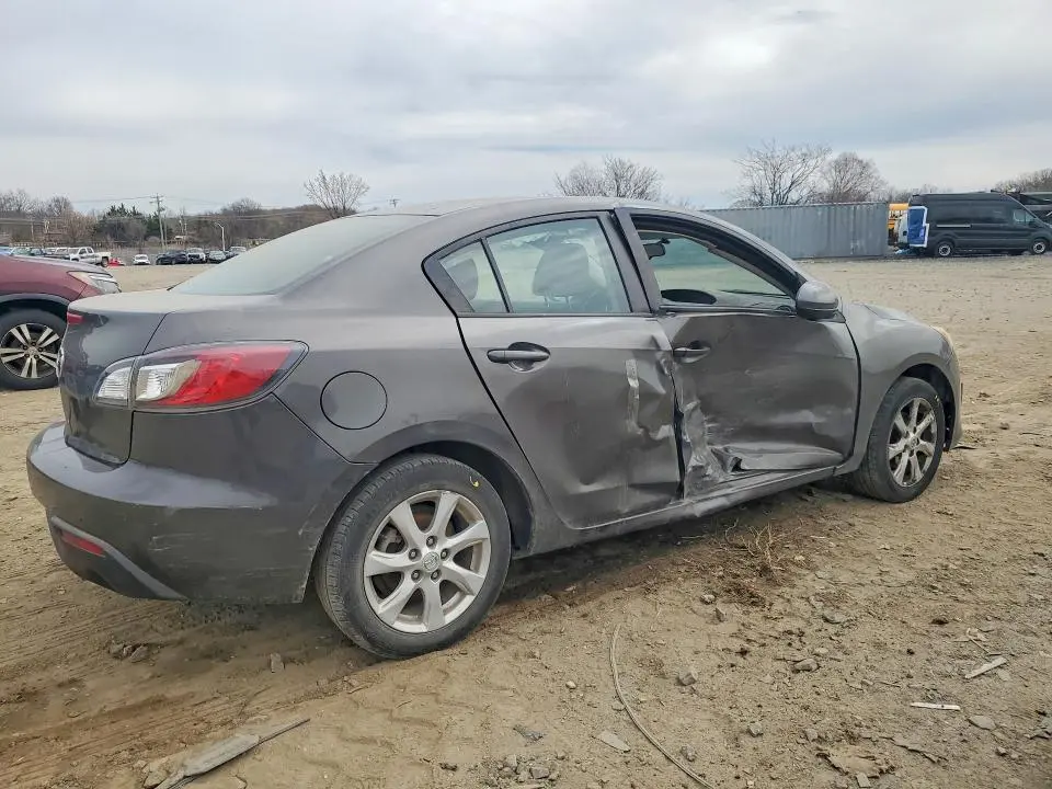 2010 MAZDA 3 I  