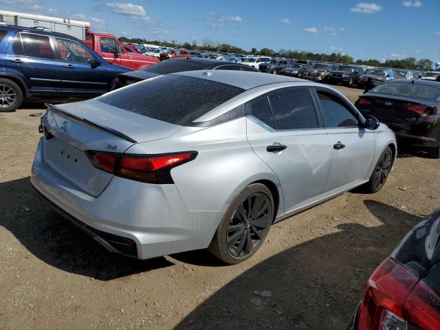 2019 NISSAN ALTIMA SR