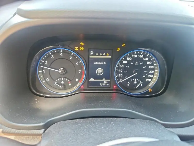 2023 HYUNDAI KONA SE  