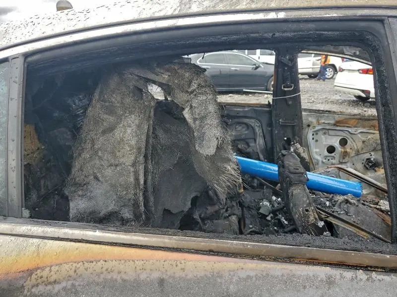 2012 HYUNDAI GENESIS 5.0L  