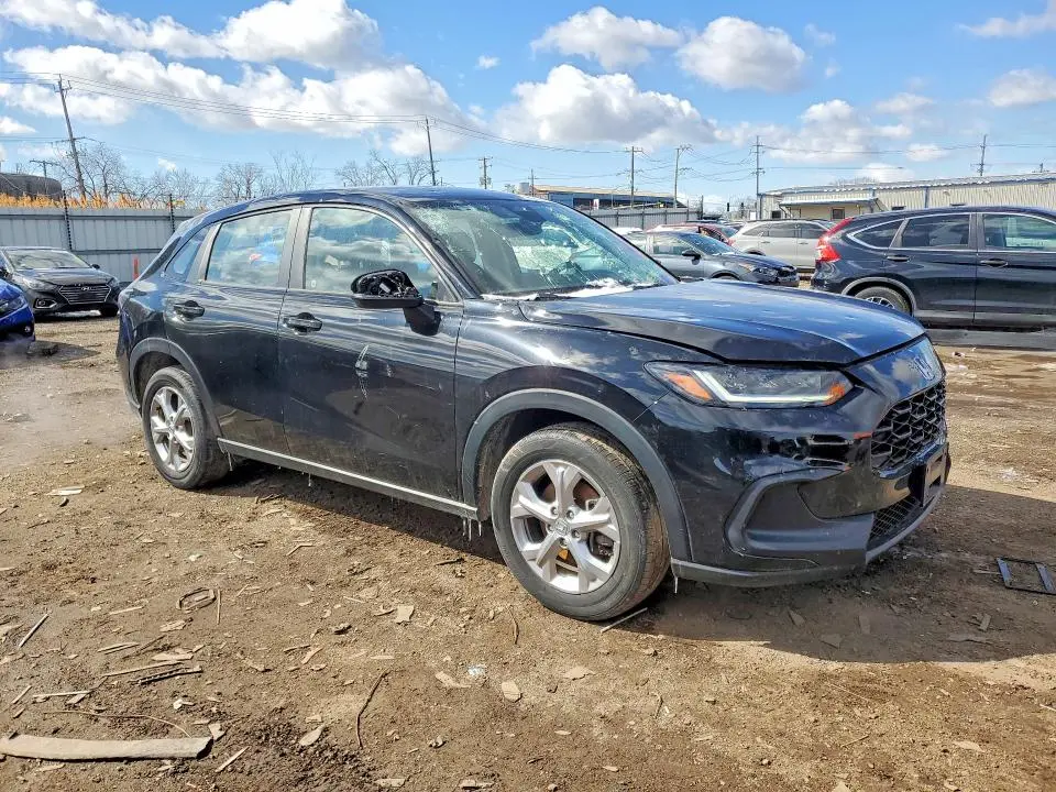 2023 HONDA HR-V LX  