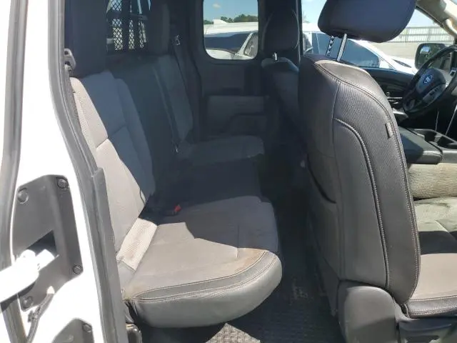 2019 NISSAN TITAN S  