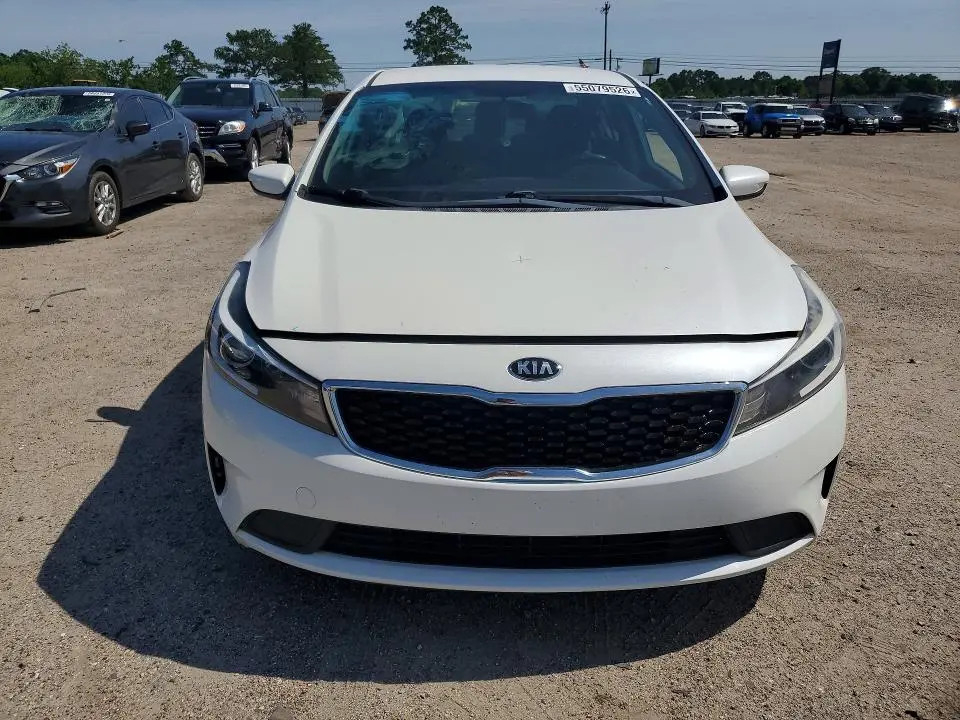 2018 KIA FORTE LX  