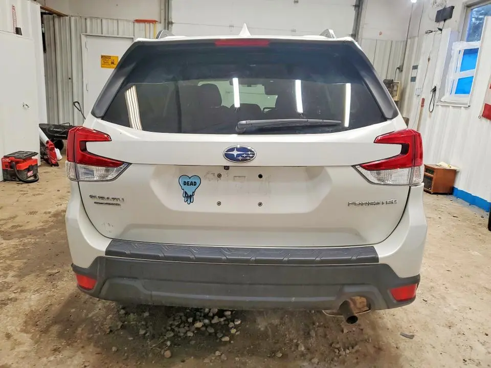 2019 SUBARU FORESTER PREMIUM  