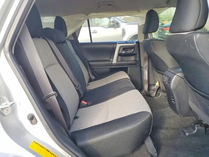 2018 TOYOTA 4RUNNER SR5  