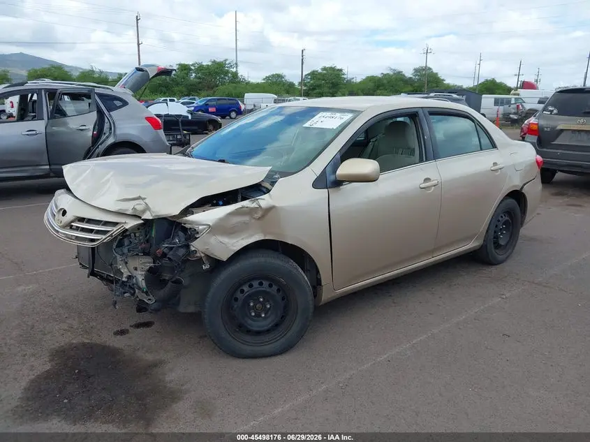2013 TOYOTA COROLLA  