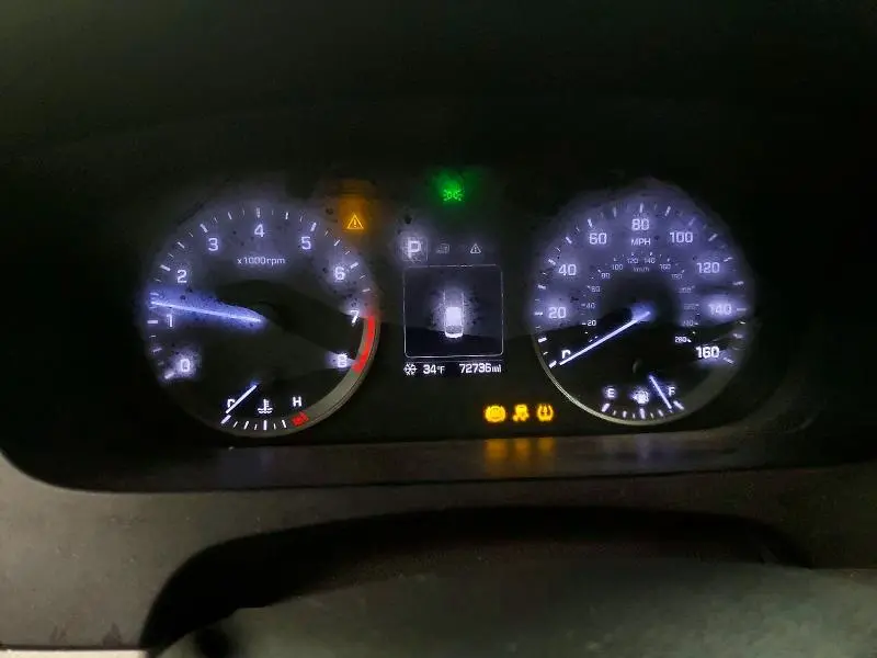 2017 HYUNDAI SONATA SE  