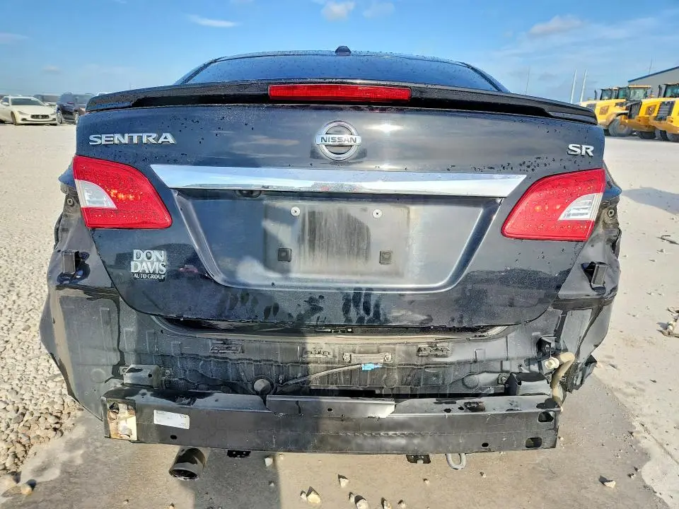 2015 NISSAN SENTRA SR  