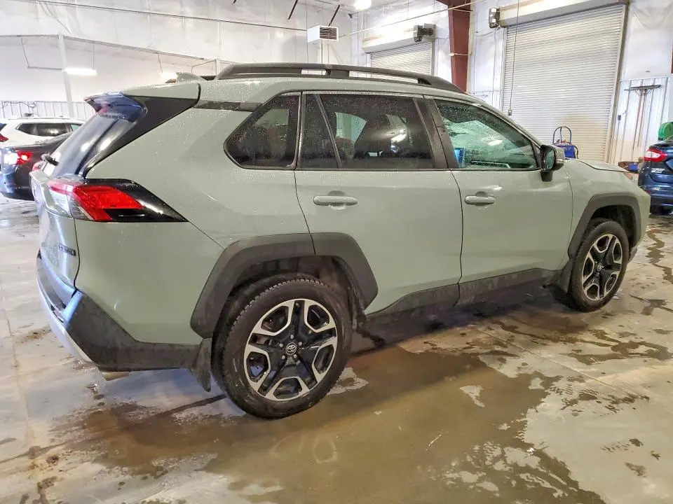 2019 TOYOTA RAV4 ADVENTURE  