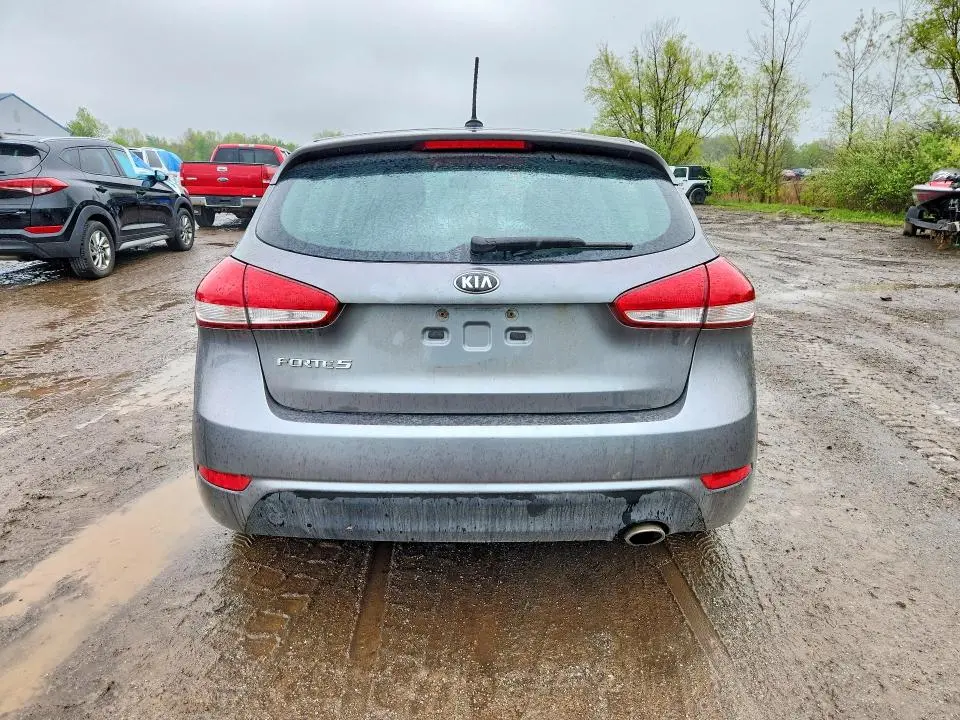 2016 KIA FORTE LX  