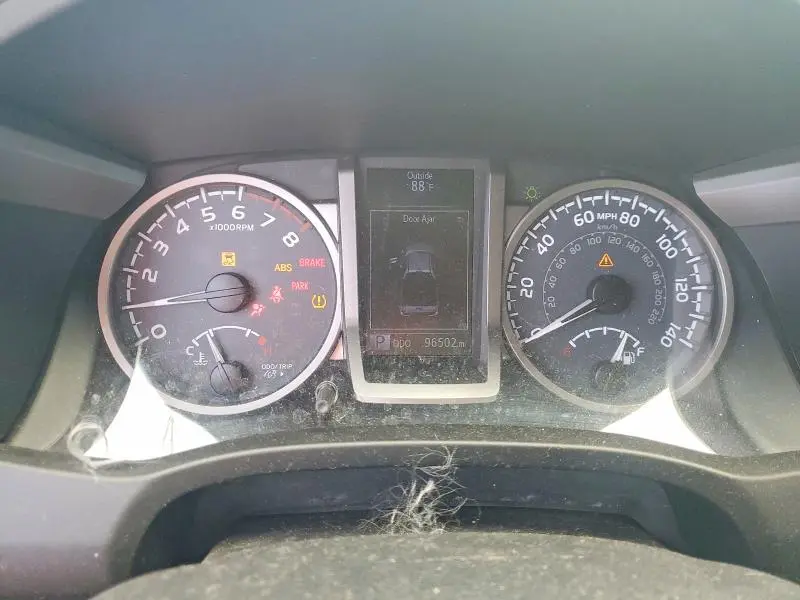 2018 TOYOTA TACOMA SR5 V6  