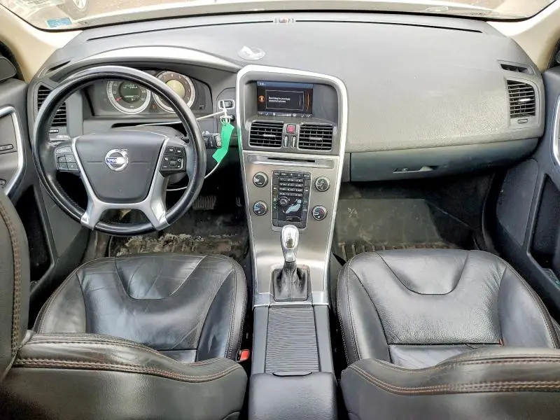 2013 VOLVO XC60 3.2  