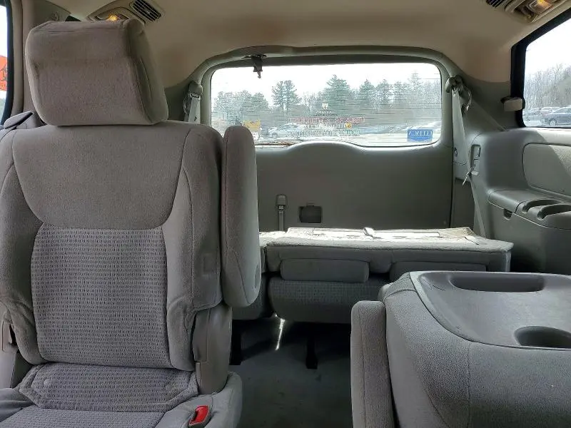 2010 TOYOTA SIENNA CE 7-PASSENGER  