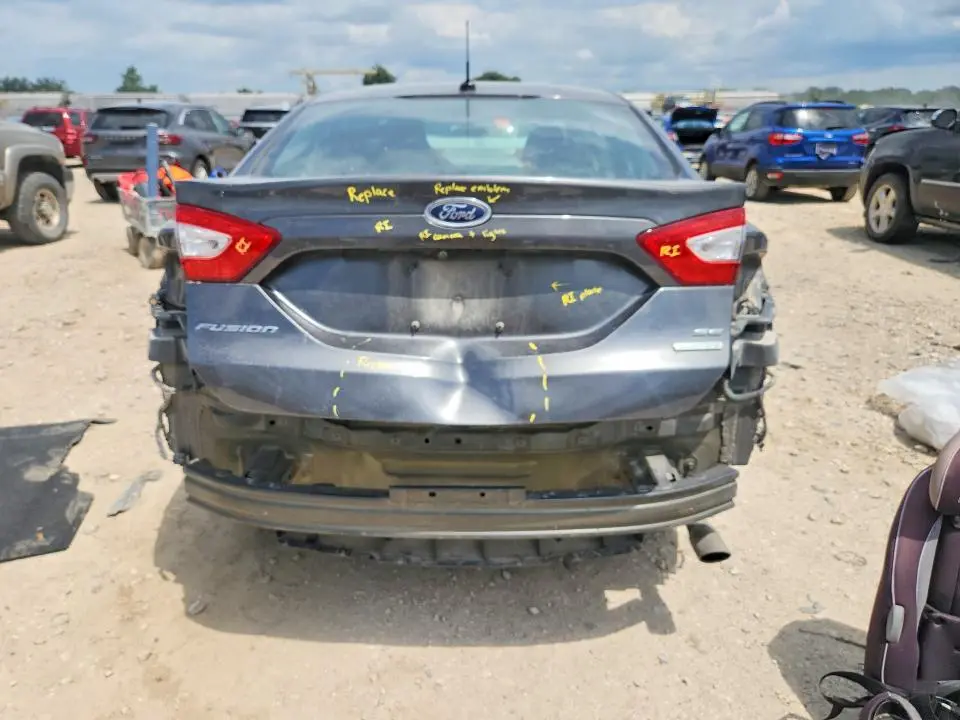 2016 FORD FUSION SE  