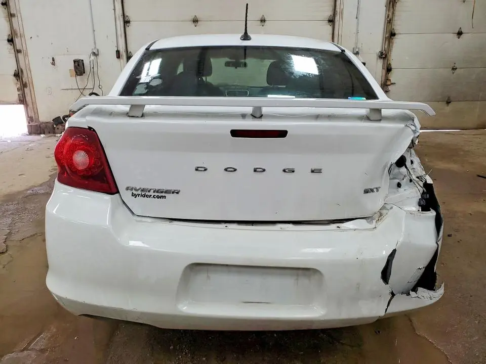 2011 DODGE AVENGER MAINSTREET  