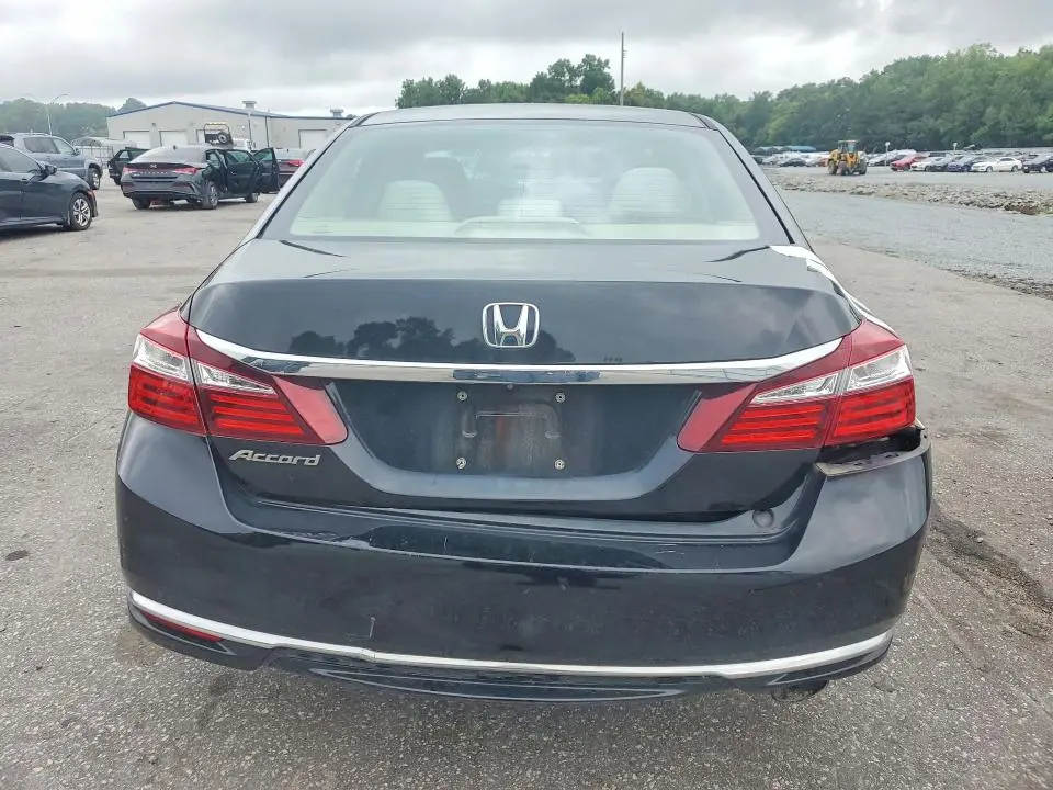 2017 HONDA ACCORD LX  
